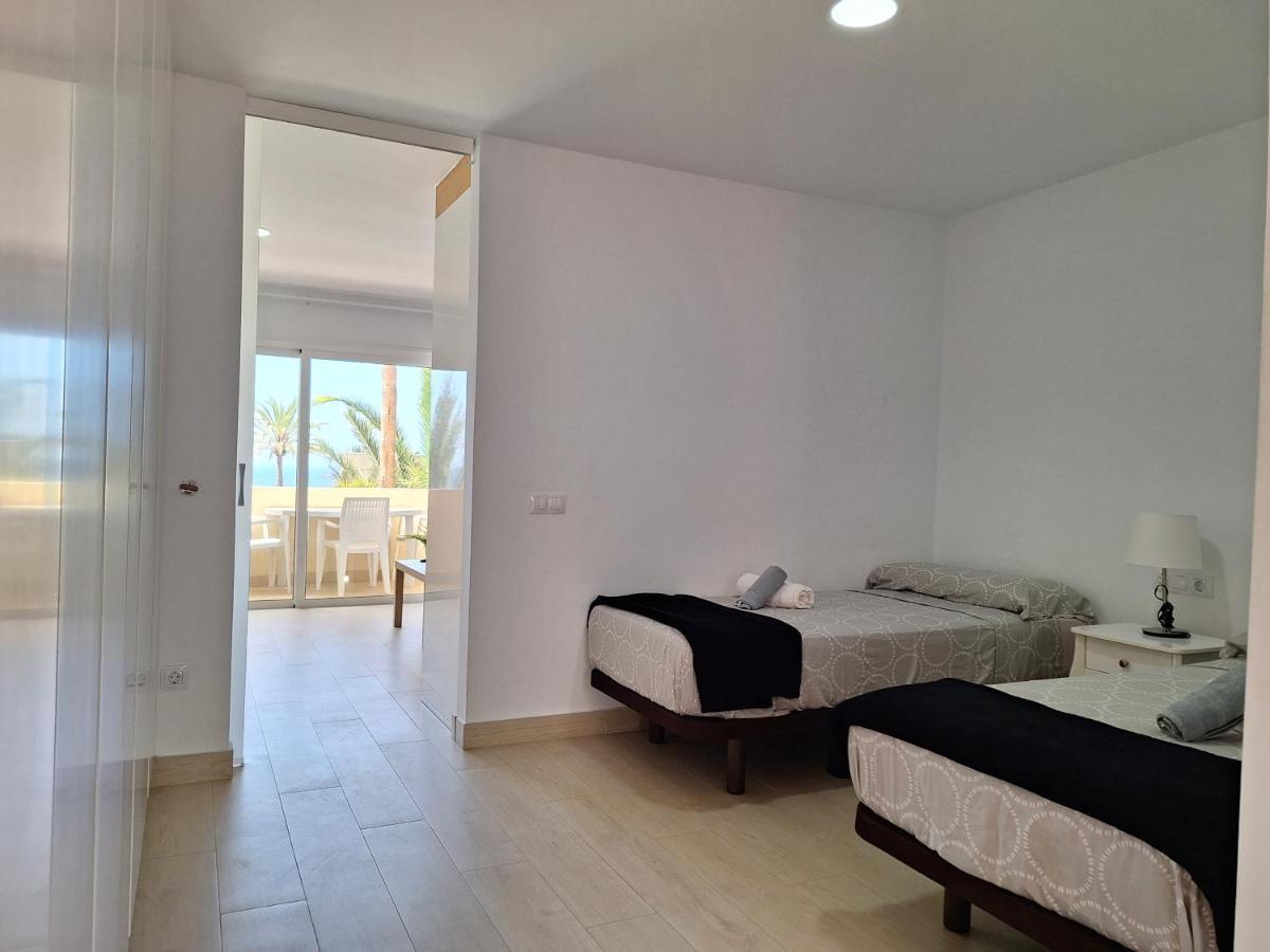 White And Quiet! Modern Apartment In San Agustin San Bartolomé Exterior foto